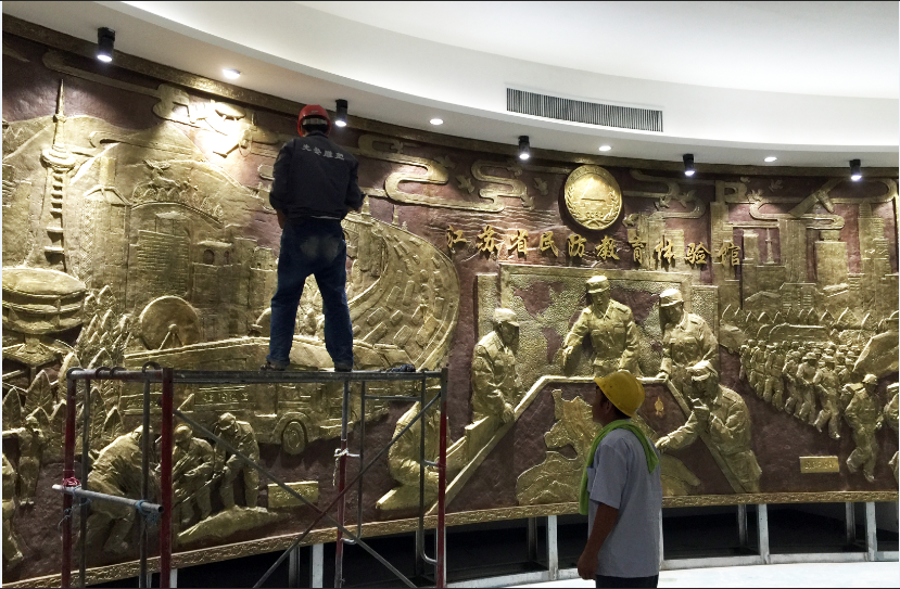 �������˽������